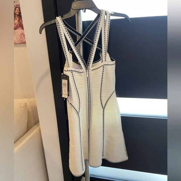 White “Marta” Herve dress. Brand New. Size Small